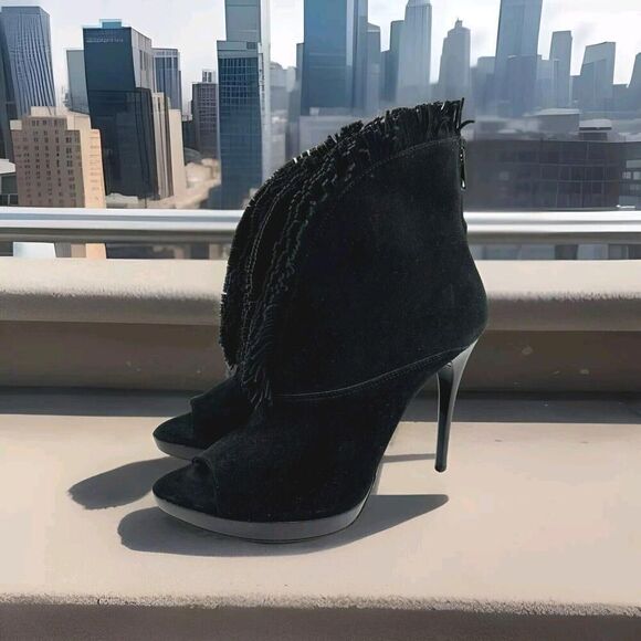 Burberry Nadison Fringe Peep-Toe Ankle Bootie Size 38 US 7.5 Black Heels Boots - Picture 1 of 12